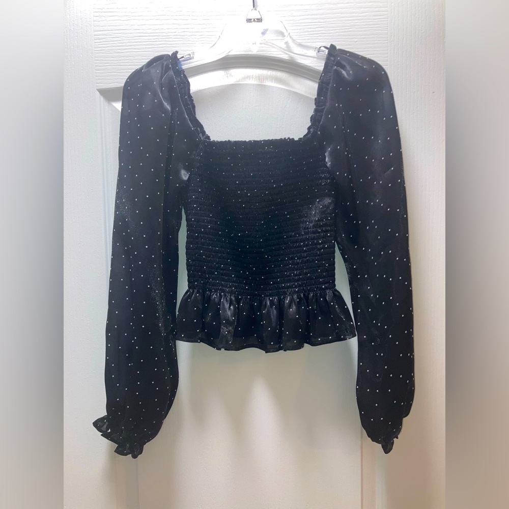 Puffy sleeve formal dress blouse.